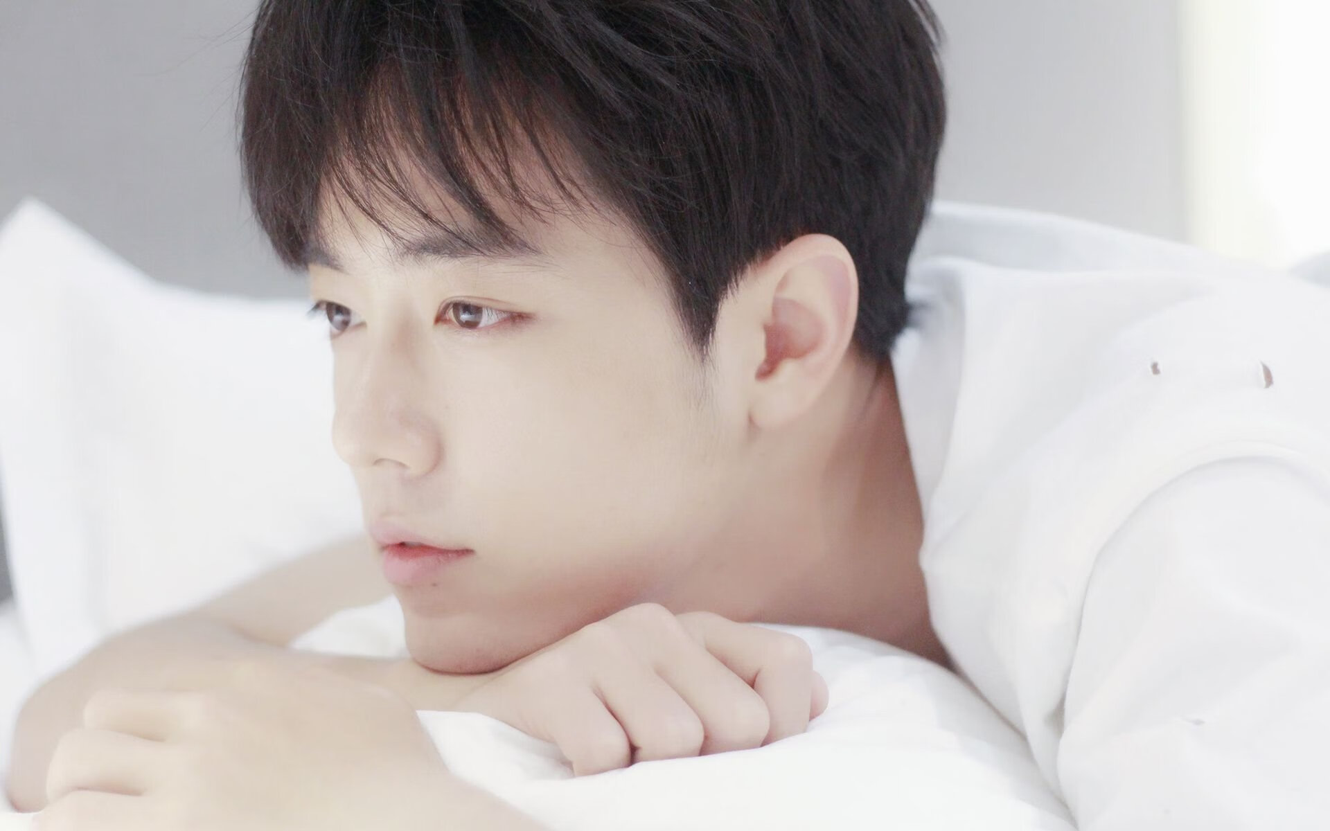 “青训科技创新突破，用科技开启青少年足球新纪元”，青少年足球技术基础训练图解pdf