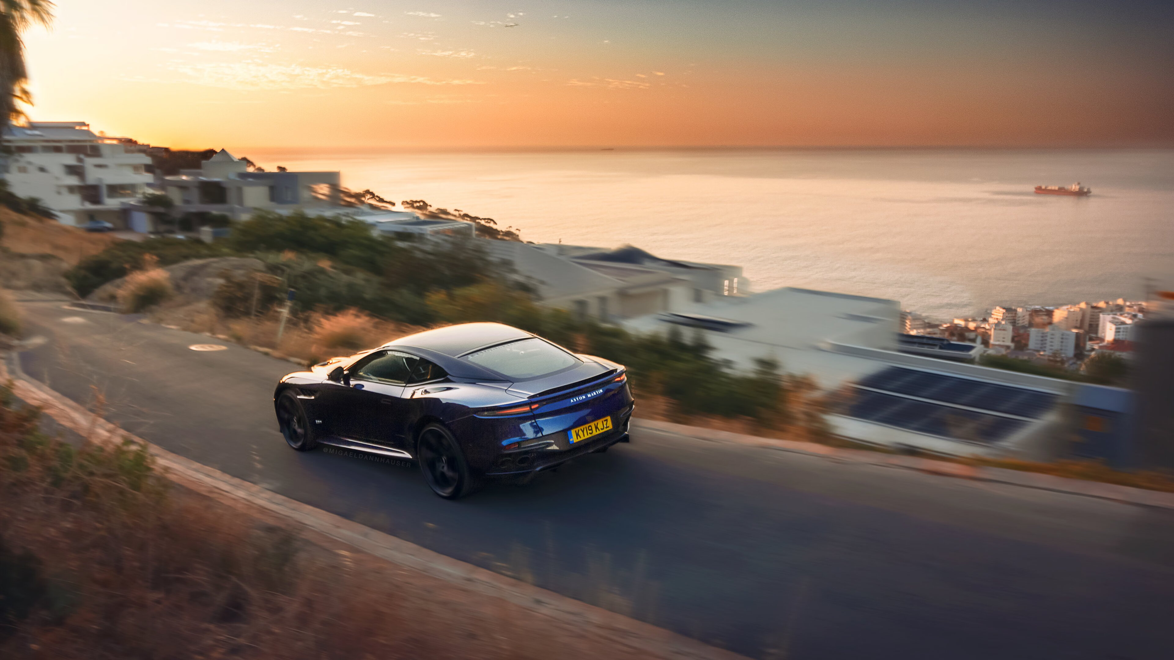 火热对决：东、西部强队激烈碰撞，热火队东部冠军