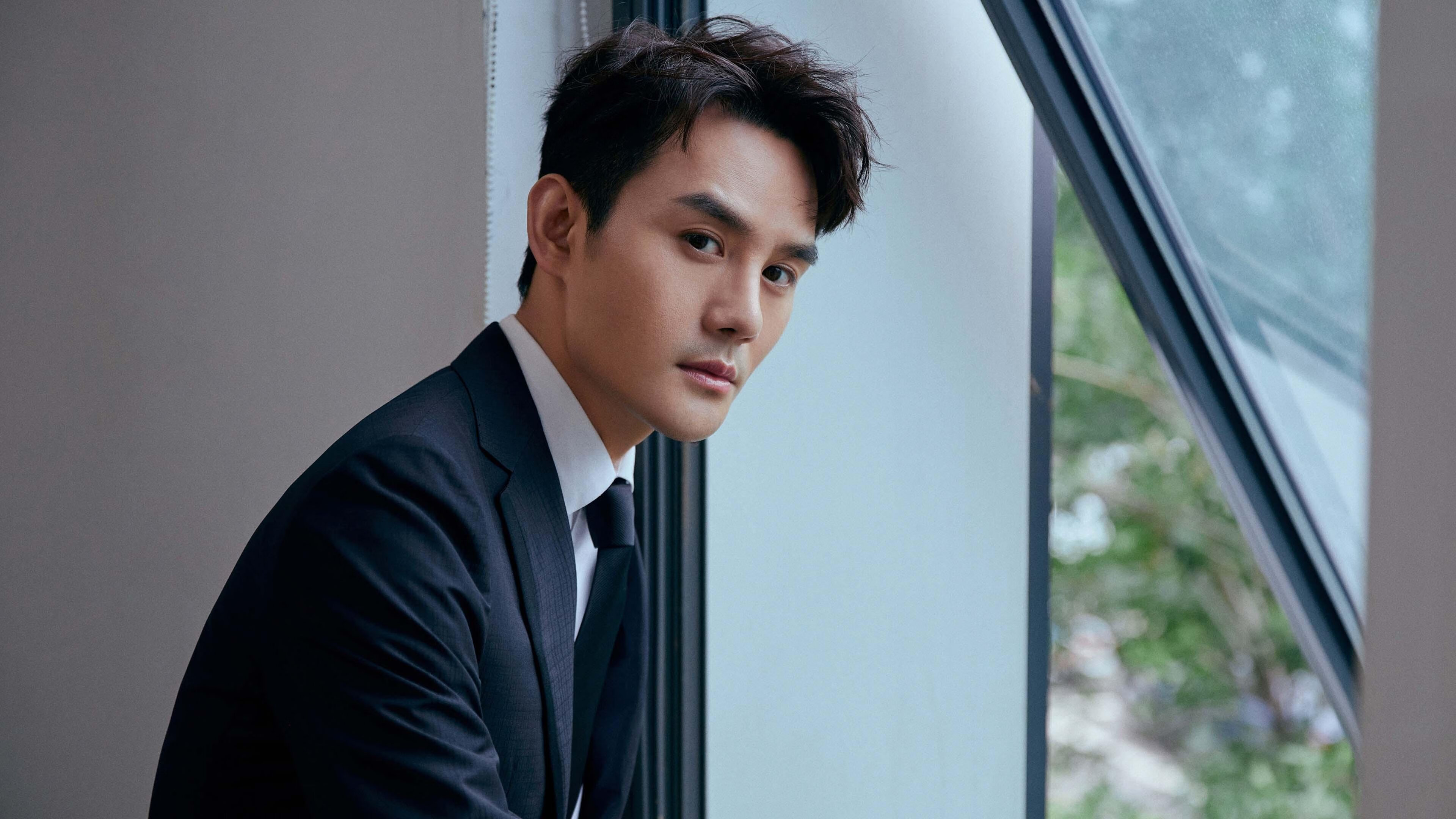 五大联赛中场控制力强队战术核心构建解析，五大联赛的打法风格