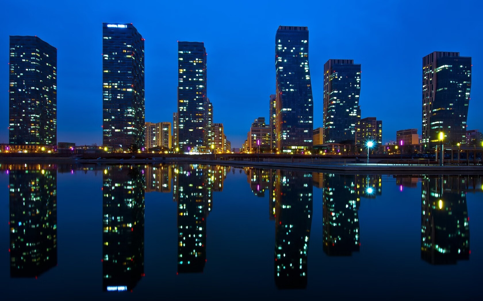 蝶泳转身效率提升显著，蝶泳转肩